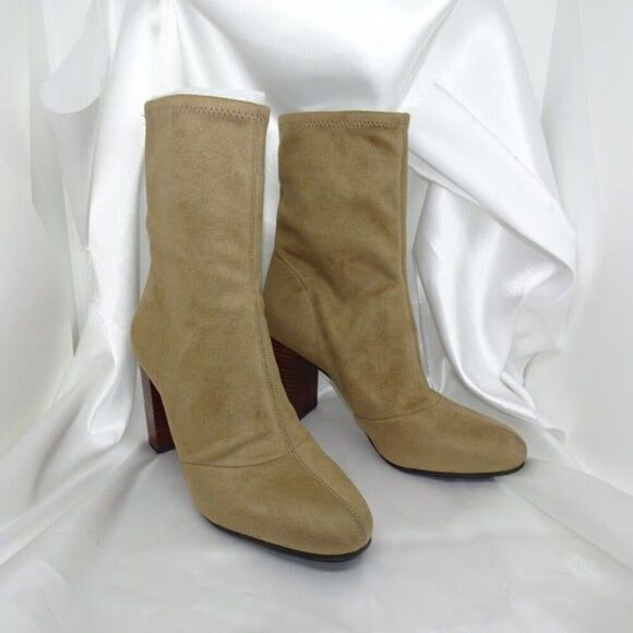 Vince Camuto Sendra Microsuede Boot, 8M - Picture 1 of 7